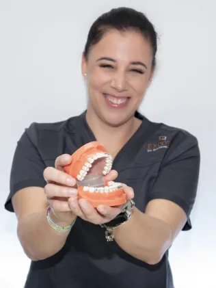 Dr. Kerekes Fanni