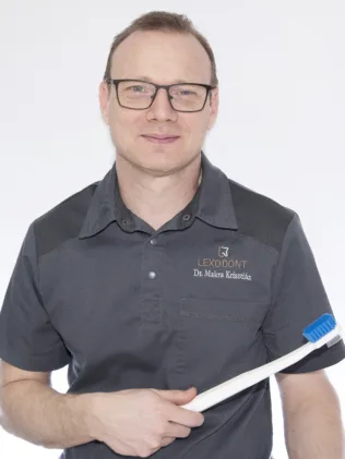 Dr. Makra Krisztián