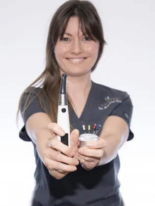 Dr. Reichert Éva